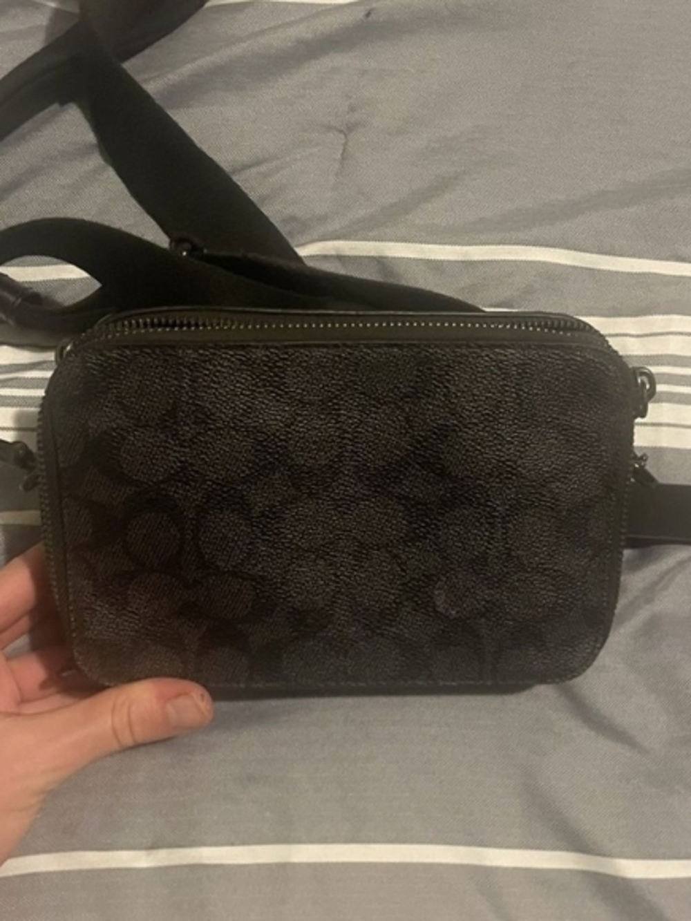 Coach Signature Crossbody Bag in Charcoal - Picture 5 of 9